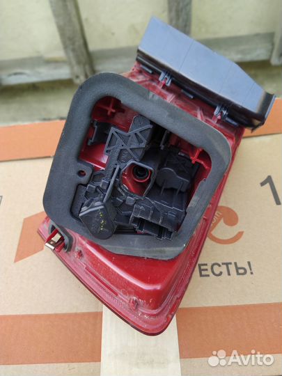 Задние фонари jetta 6 полный комплект