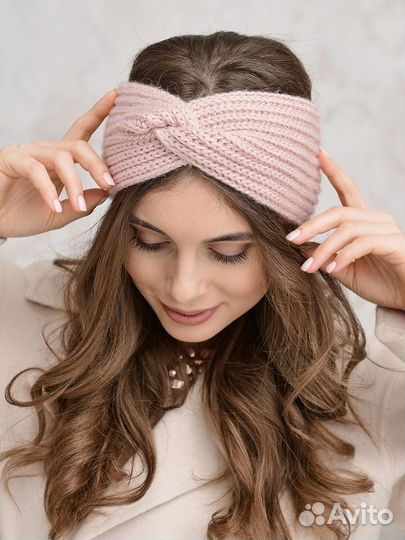Повязка на голову вязаная
