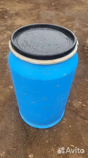 Бочки пластиковые 227л