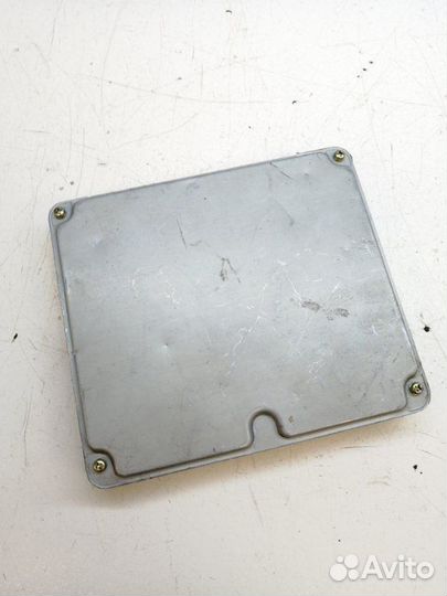 Блок управления EFI Toyota Alphard MNH15 1mzfe