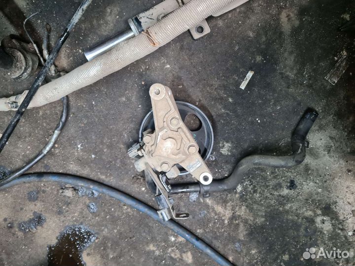 Насос гура Hyundai Solaris Kia Rio 57100-4L000