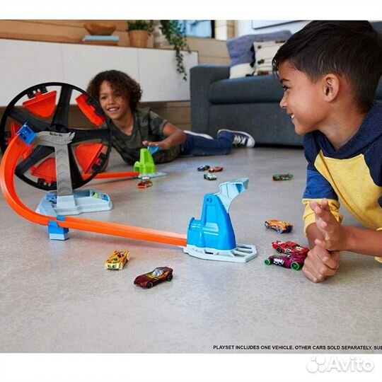 Hot wheels трек Круговое противостояние