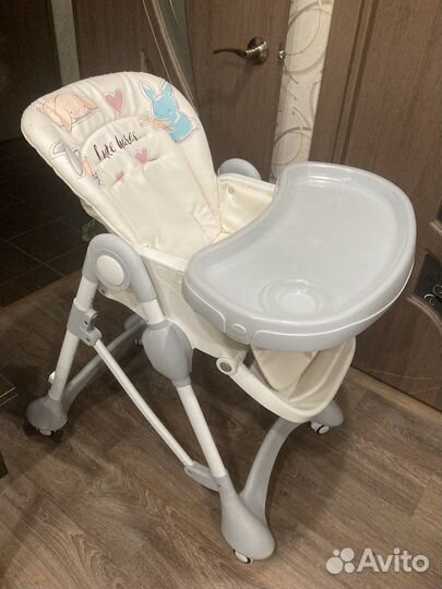 Стульчик для кормления corol