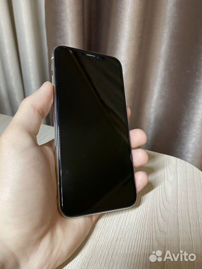 iPhone X, 256 ГБ