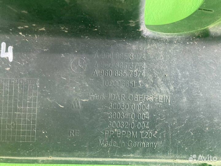 Облицовка фары противотуманной mercedes-benz actro