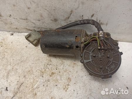 Моторчик стеклоочистителя передний A0048206542