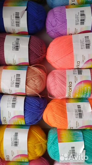 Пряжа Пехорка Детская новинка, акрил 100