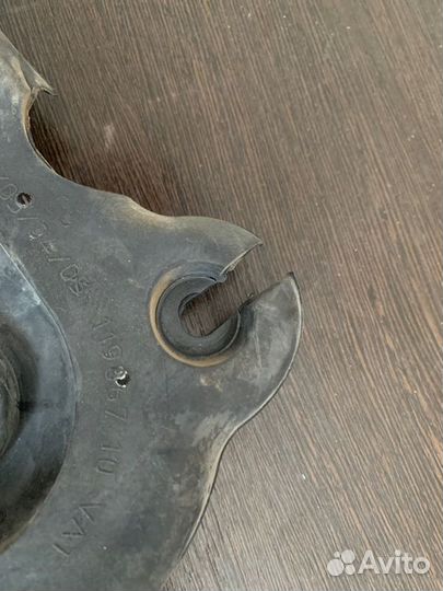 Уплотнитель трубок печки Bmw 530 D F10 N57D30 2010