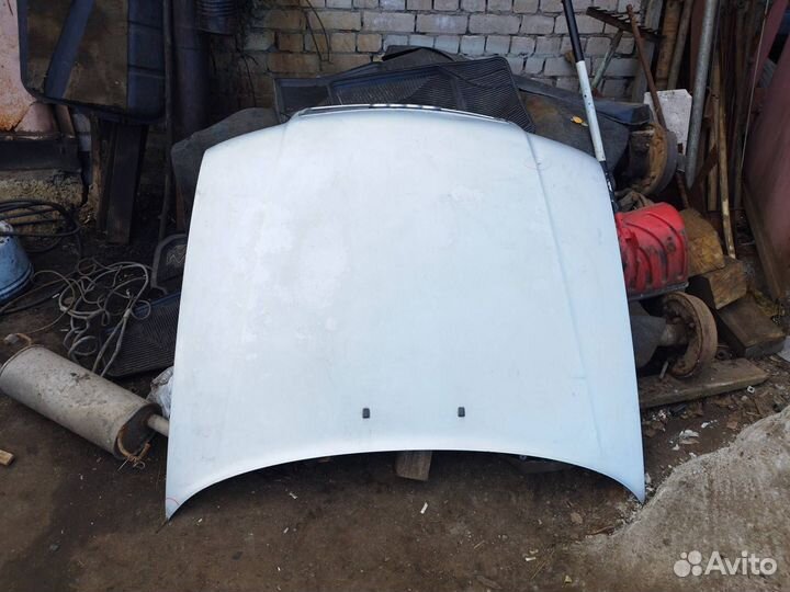 Капот Audi 100 4A/C4 4A2 1992 4A0823029C