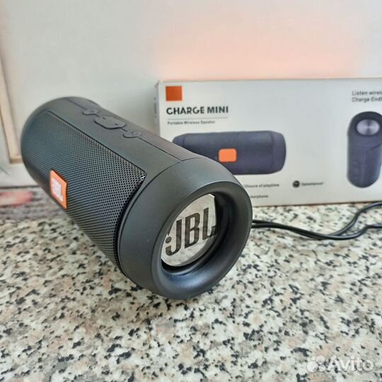 Портативная колонка bluetooth jbl