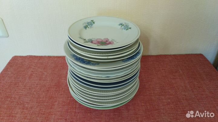 Тарелки фарфоровые СССР 22 шт. Цена за все