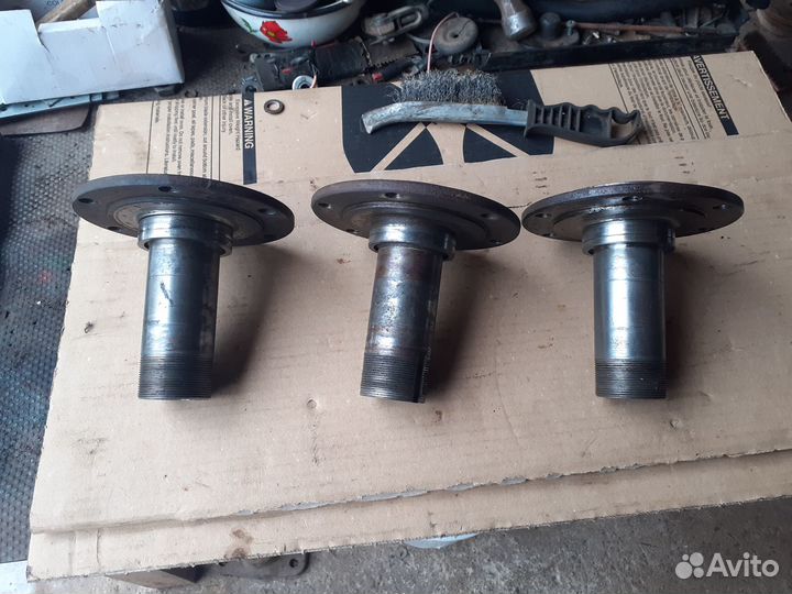 Поворотный кулак УАЗ