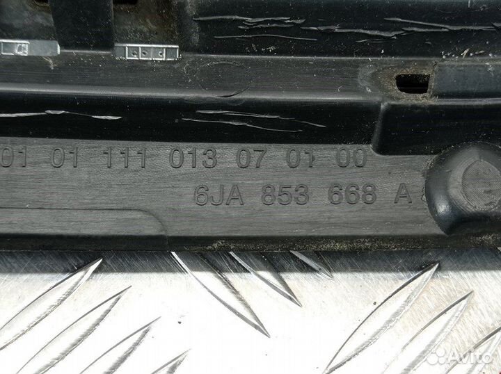 Решетка радиатора для Seat Toledo 4 6JA853668A9B9