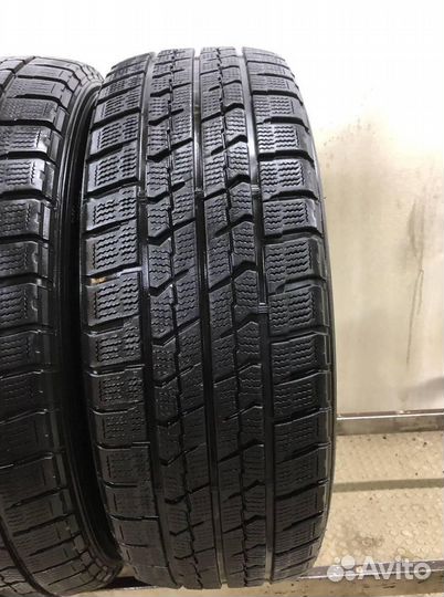 Goodyear UltraGrip Ice Navi Zea 215/65 R16 98W