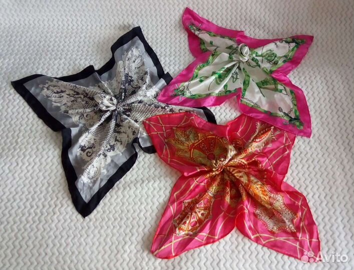 Новые шелковые платки разные