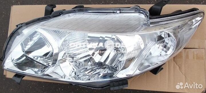 Фара Toyota Corolla 150