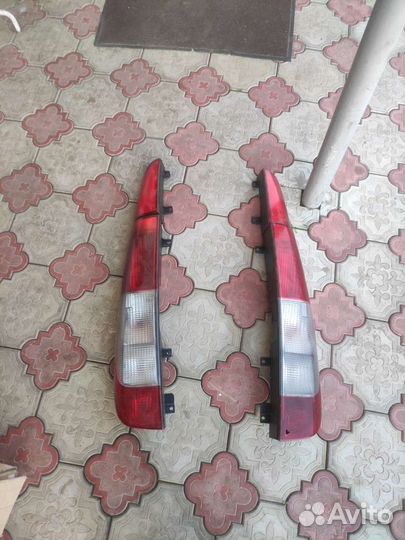 Стекло на Мерседес Вито 639