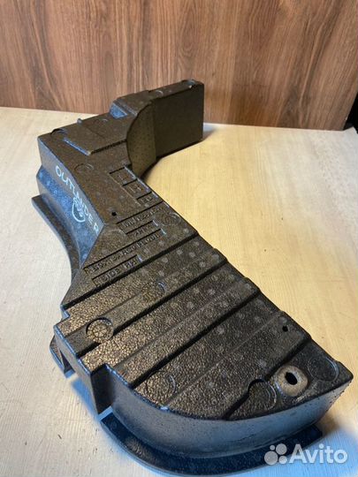 Ящик под инстумент правый Mitsubishi Outlander CU