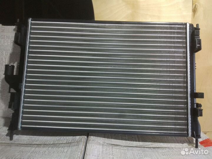Радиатор охлаждения основной с кондиционером Renau