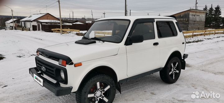 LADA 4x4 (Нива) 1.7 МТ, 2011, 45 000 км