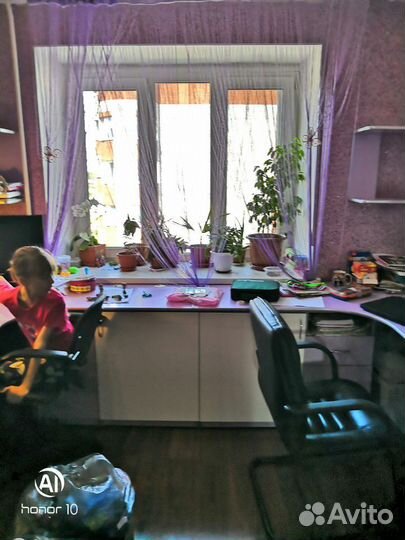 Школьная парта, шведская стенка