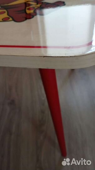 Детский стол и стул