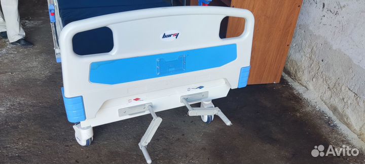 Медицинская кровать Barry с матрасом