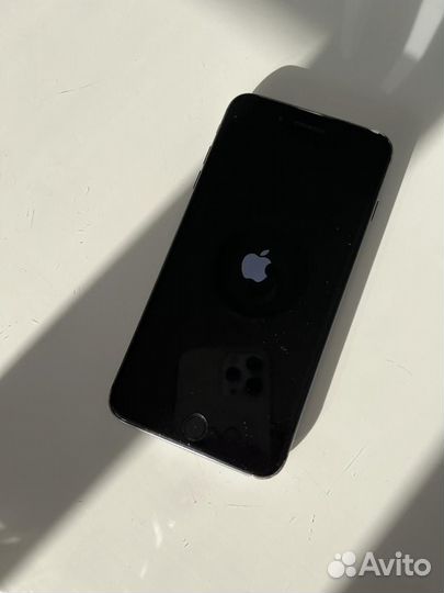 Телефон iPhone 8 plus 256
