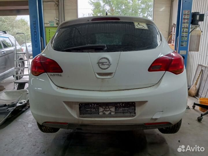 Разбор opel astra j