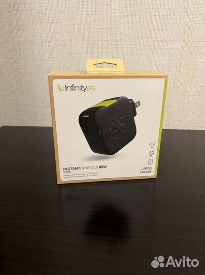 Сетевое зарядное устройство Infinitylab