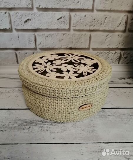 Интерьерная корзина из шнура