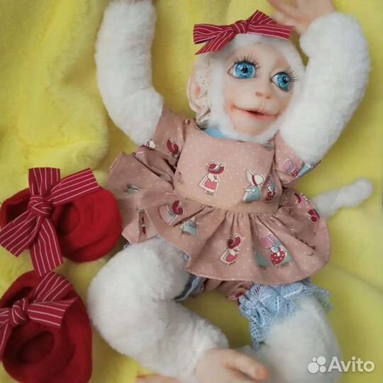 Кукла обезьянка