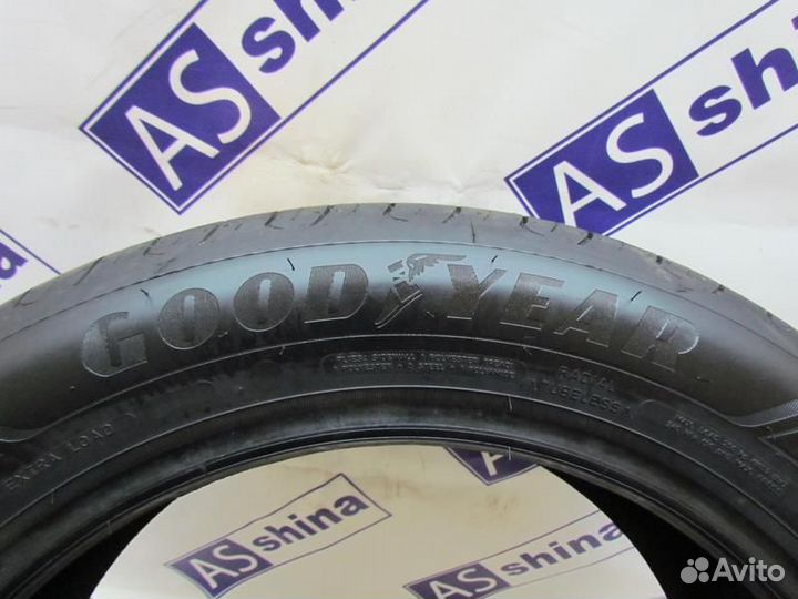 Goodyear EfficientGrip Performance 2 215/55 R17 89H