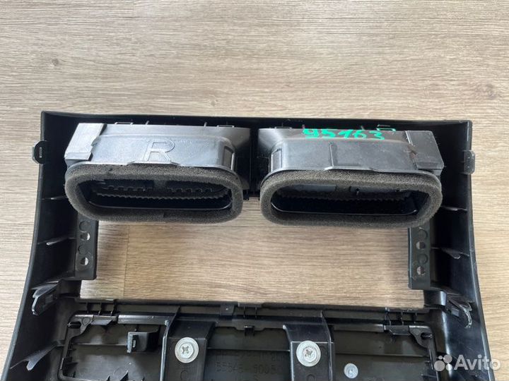 Дефлектор воздушный Toyota Land Cruiser, Lx570