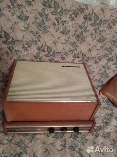 Проигрыватель грампластинок Аккорд