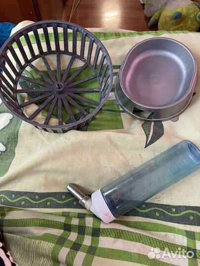 Колесо, поилка и мисочка для хомяка