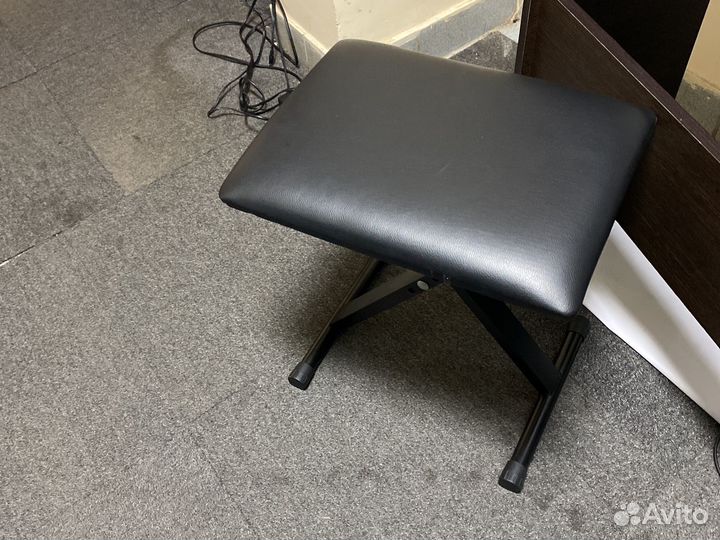 Цифровое пианино yamaha p 70 стул стойка чехол