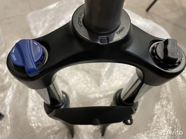 Новая вилка для велосипеда Suntour XCT 29