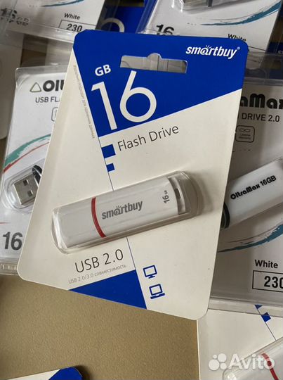 Флешки 16 гб много штук