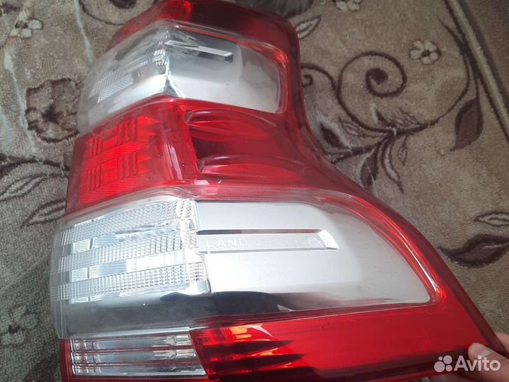 Задняя фара оригинал Ланкрузер Прадо