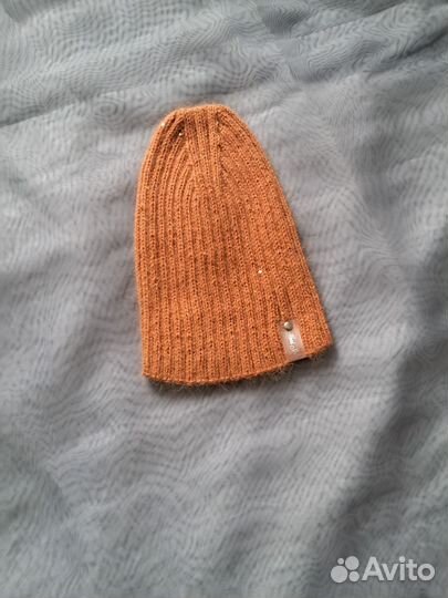 Женская шапка из пуха норки