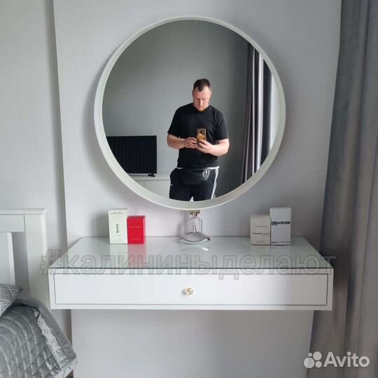 Подвесная тумба консоль