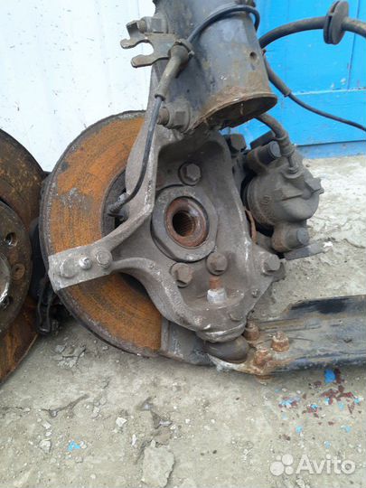 Кулак передний Renault Laguna lll 2.0 M4R