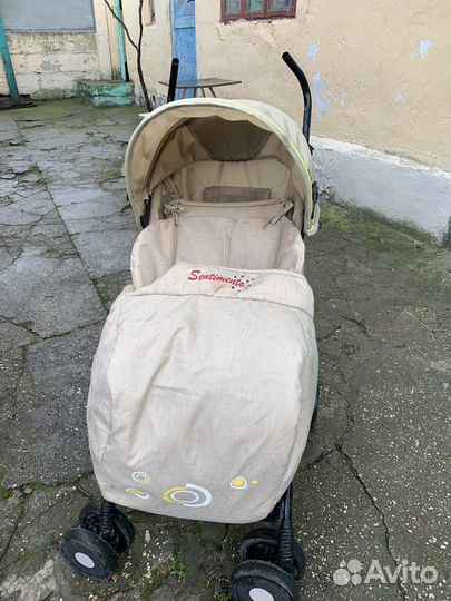 Прогулочная коляска