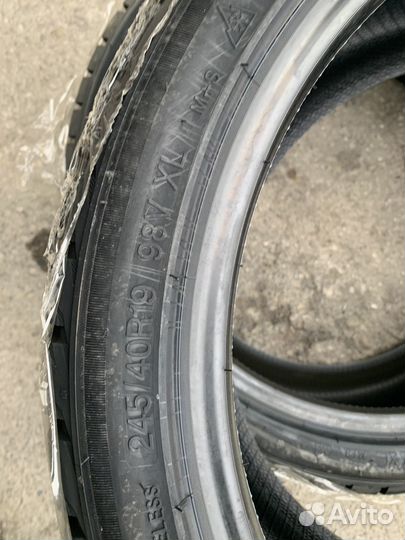 Triangle Snowlink PL02 245/45 R20 103V