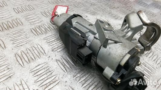 Замок зажигания toyota corolla E12 (JDN03J101)