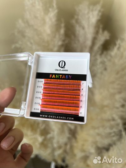 Неоновые ресницы Okolashes