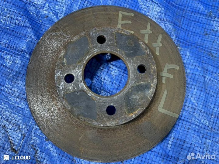 Тормозной диск на nissan note E11 HR15DE