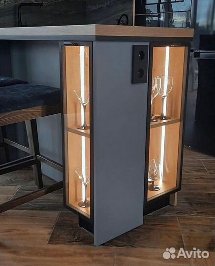 Кухонный гарнитур в студию