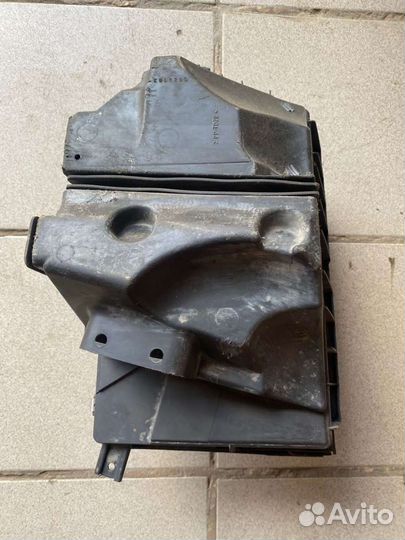 Корпус воздушного фильтра volvo xc90 2.9